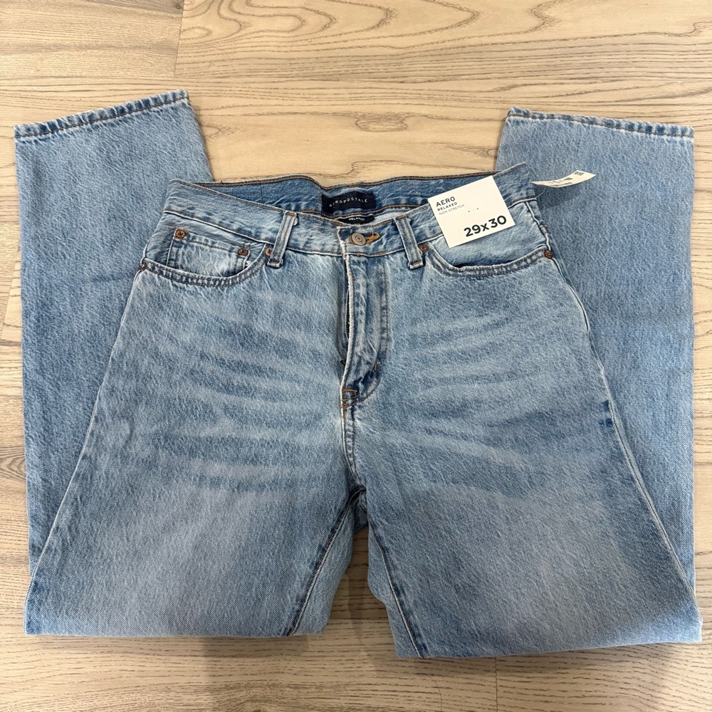 NWT AERO Men’s Relaxed Jeans